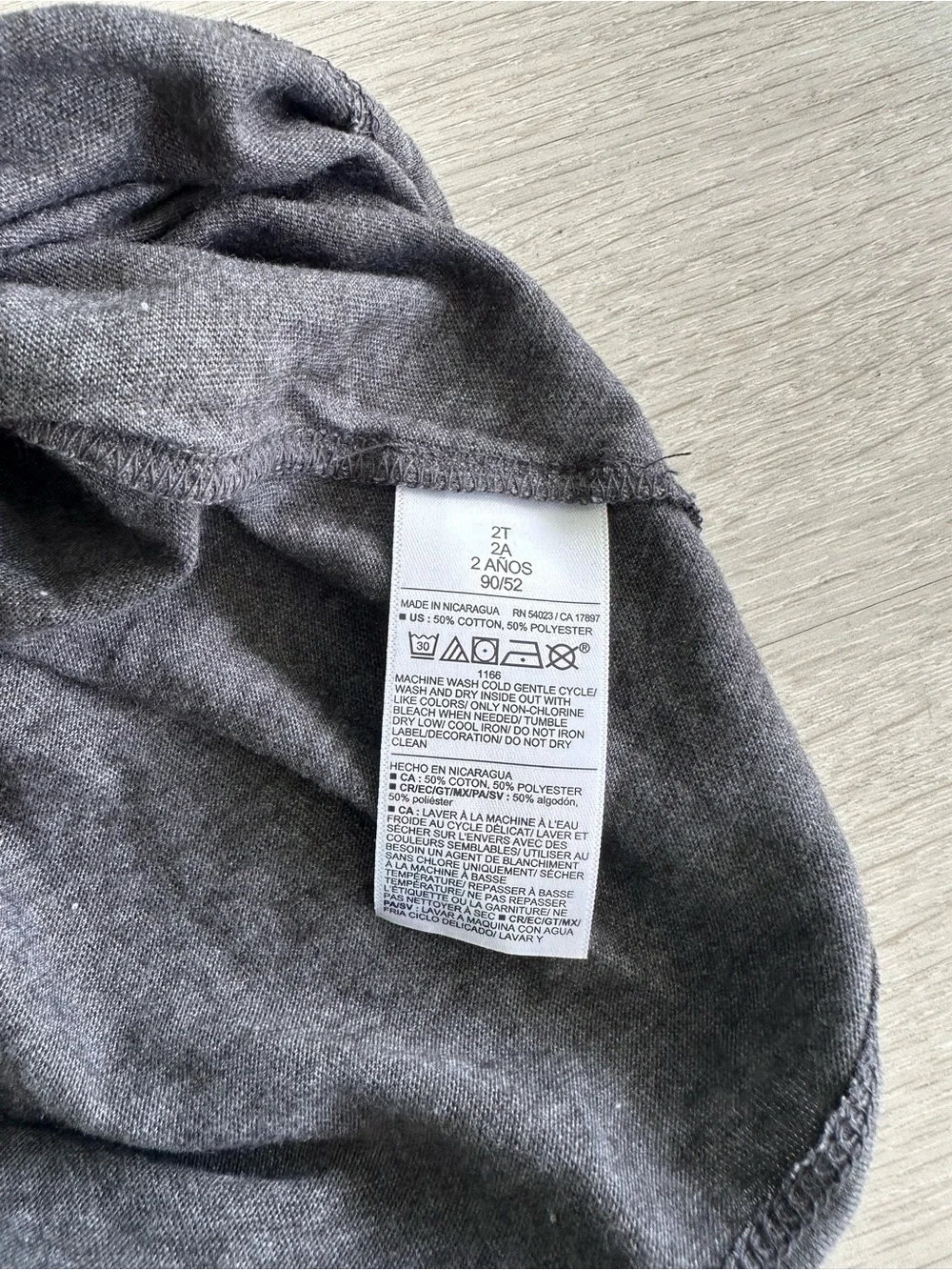 Old Navy Graphic Long Sleeve Tee Creative Gray Size 2T NWT